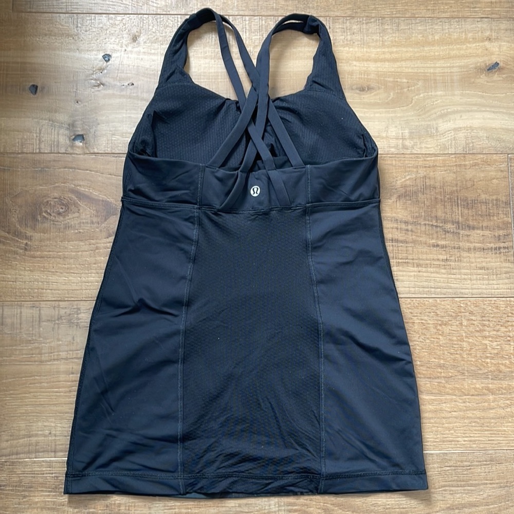Lululemon Tanktop - Picture 2 of 4